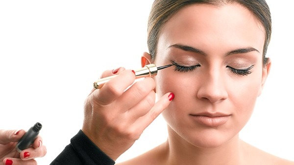 Parisian Beauty Secrets: 12 Makeup Tips for 2025 from French Style Icons