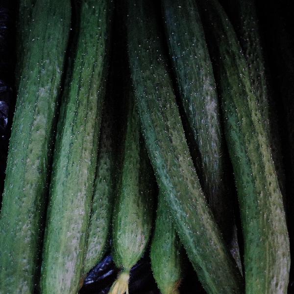 The Right Way to Use Cucumbers for Skincare
