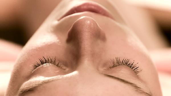 Can Sugar Scrub Really Fade Acne Scars?