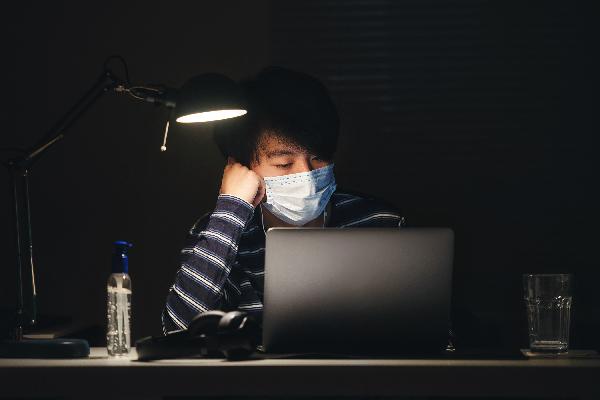 Night Owl Life: How Staying Up Late Wrecks Your Health