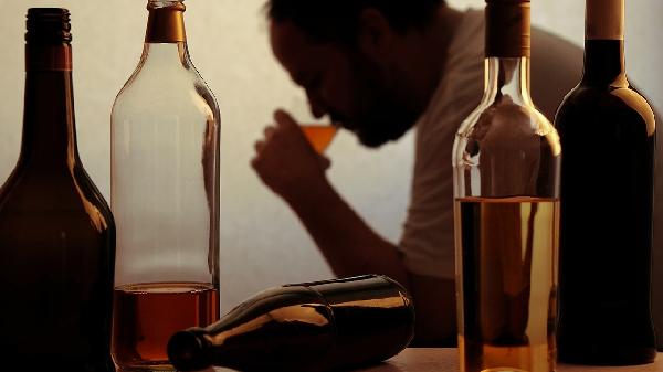 Drinking and then going for a run can lead to these potentially fatal dangers.