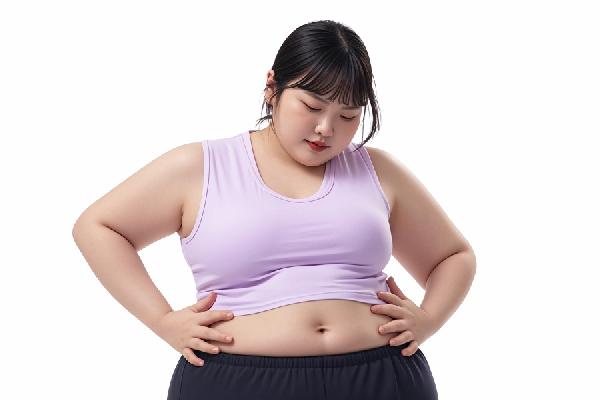 How does weight affect female fertility?