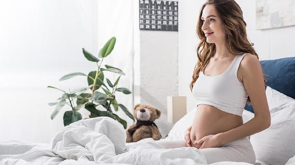 Foods to Avoid During Pregnancy: A Complete Guide