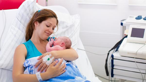 Optimal Postpartum Recovery Period: When to Start?