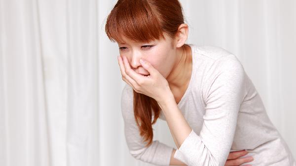 Is Your Baby Spitting Up or Vomiting? Here's How to Tell the Difference