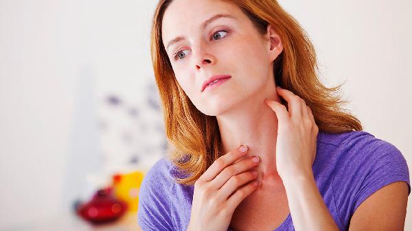 How to Handle Your Baby's Food Allergies Like a Pro