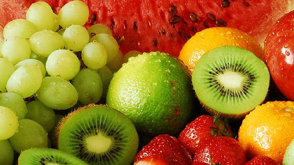 Unlock the Power of Kiwi: Benefits and Must-Know Precautions!