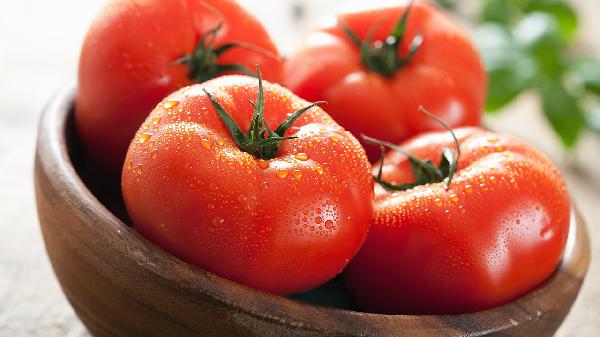 Top 5 Beauty Benefits of Tomatoes You Need to Know