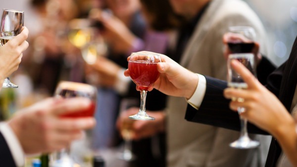 Daily Drink Raises Cancer Risk: Expert Explains Alcohol’s Impact on Health