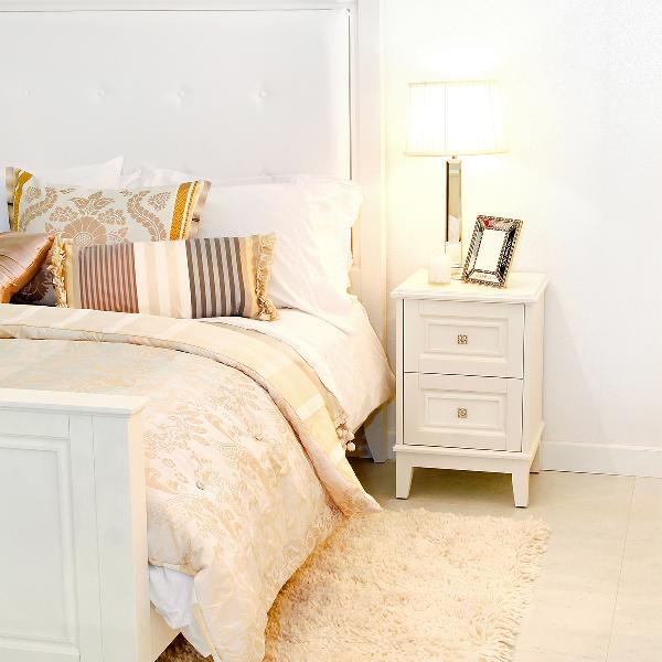 Bedroom TV Setup Can Harm Intimacy: Expert Tips