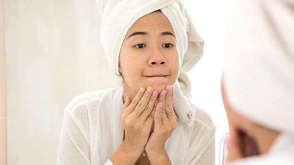 Benefits of Using Egg Whites for Skin and How to Wash Your Face with Them