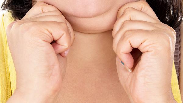 Secret Tips to Slim Your Face and Eliminate Double Chin Fast