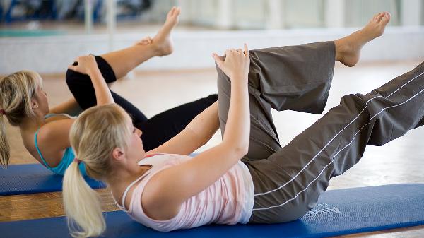 Crush Your Leg Day: Top Gym Exercises for Stronger, Toned Legs