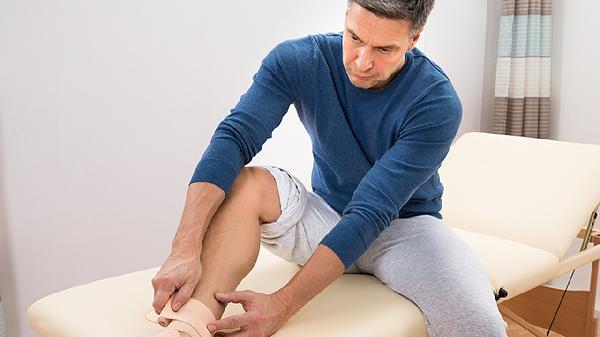10 Best Leg Workouts for Men to Build Strength & Muscle Fast