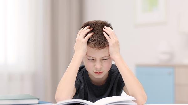 Mindful Parenting: Why 'Emotional Deprivation' Hurts More Than Not Having Kids at All