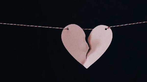 Can't Stand My Husband's Flirting With a Coworker—Should I Divorce?