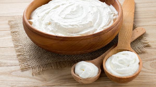 Think Your Greek Yogurt Is Healthy? These 6 Brands Dietitians Say to Avoid!